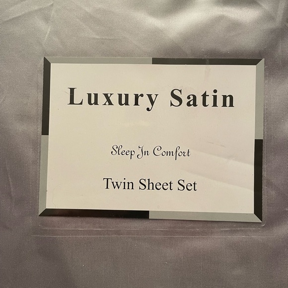 Luxury satin sleep in comfort twin sheet set-silver - Picture 2 of 5